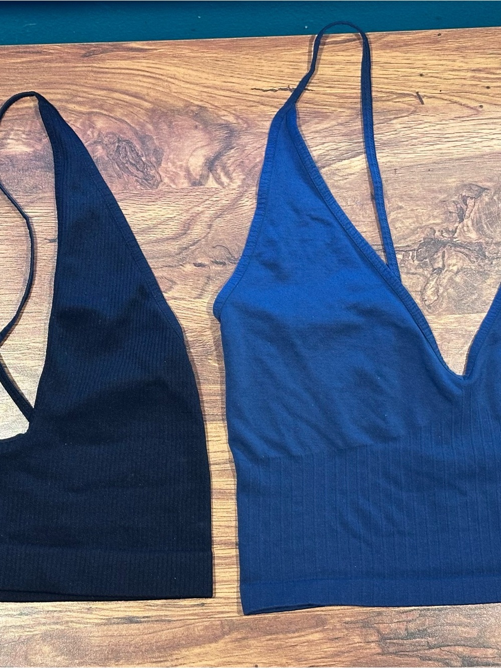 Women’s V-Neck Ribbed Camisole Tank - Black & Navy